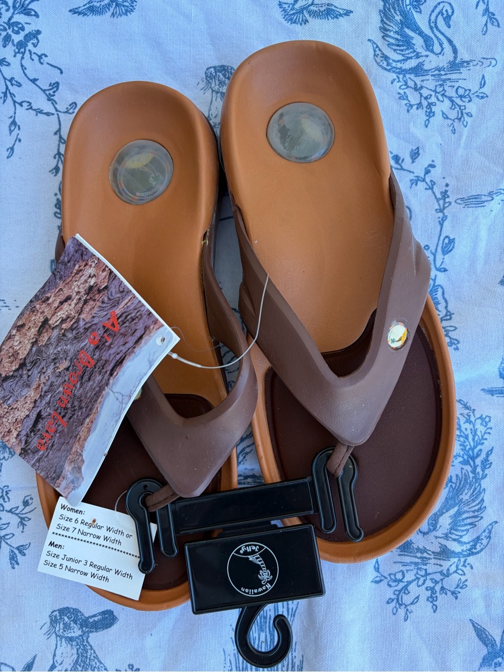 Hawaiian Jellys Ultra Comfort Unisex  Sandals Women's Size 7
